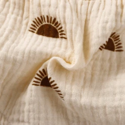 Annie & Charles® Regenbogen Einteiler Aus Bio-Baumwolle -Annie & Charles 4 e8926852 63da 4439 bf18 ec09eb118b8e