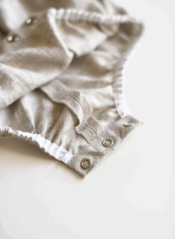 Baby Bloomer Aus Bio Baumwolle AGATE -Annie & Charles 5 2b2ea857 5e15 4f9d 9b18 996c07bc243f