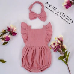 Annie & Charles® Baby Bloomer Mit Haarband Bio-Baumwolle -Annie & Charles 5 389461b9 1670 46f5 82a4 713a85cee01f Photoroom