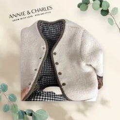 Annie & Charles® Flauschige Wende Jacke -Annie & Charles 5 3c0621d8 b84c 42b5 96c1 659a6a5d525e Photoroom