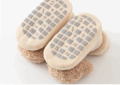 Annie & Charles® Socken Mit Rutschfester Sohle BÄR -Annie & Charles 8 a14bd5a8 3029 4579 bfc4 3889a96e17d5