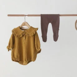 Annie & Charles® Leinen Bloomer Mit Kragen -Annie & Charles 9b4a1490 5b8f 4bdc bf75 7775c7e49191 0