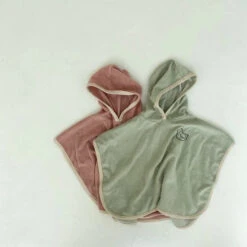 Annie & Charles® Kapuzenhandtuch