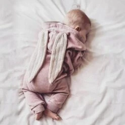 Annie & Charles® Baby Hasen Overall -Annie & Charles H599d5423b8af467db6d56b18cc1dc8d0F eaac231b b101 4ca2 811c b687b589b7d2