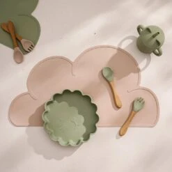 Annie & Charles® Baby Kinder Tischmatte Wölkchen