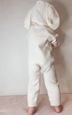 Annie & Charles® Baby Hasen Overall Bunny -Annie & Charles IMG 9573