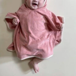 Annie & Charles® Kapuzenhandtuch -Annie & Charles ezgif.com gif maker