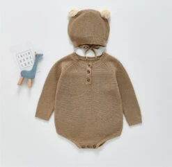 Annie & Charles® Gestrickter Einteiler Mit Häubchen -Annie & Charles image 607ac231 18c7 4b1c b525 38493d749331