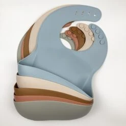 Annie & Charles® Silikon Lätzchen 18 Annie & Charles® Silikon Lätzchen -Annie & Charles product image 1675466223 468e6dd0 fe5b 4fca b733 50b42ce3b5da